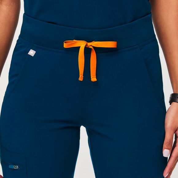 Deep Reef Zamora jogger scrub bottoms - Picture 4 of 9